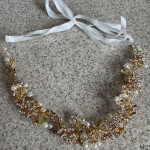 Handmade bridal hairpiece